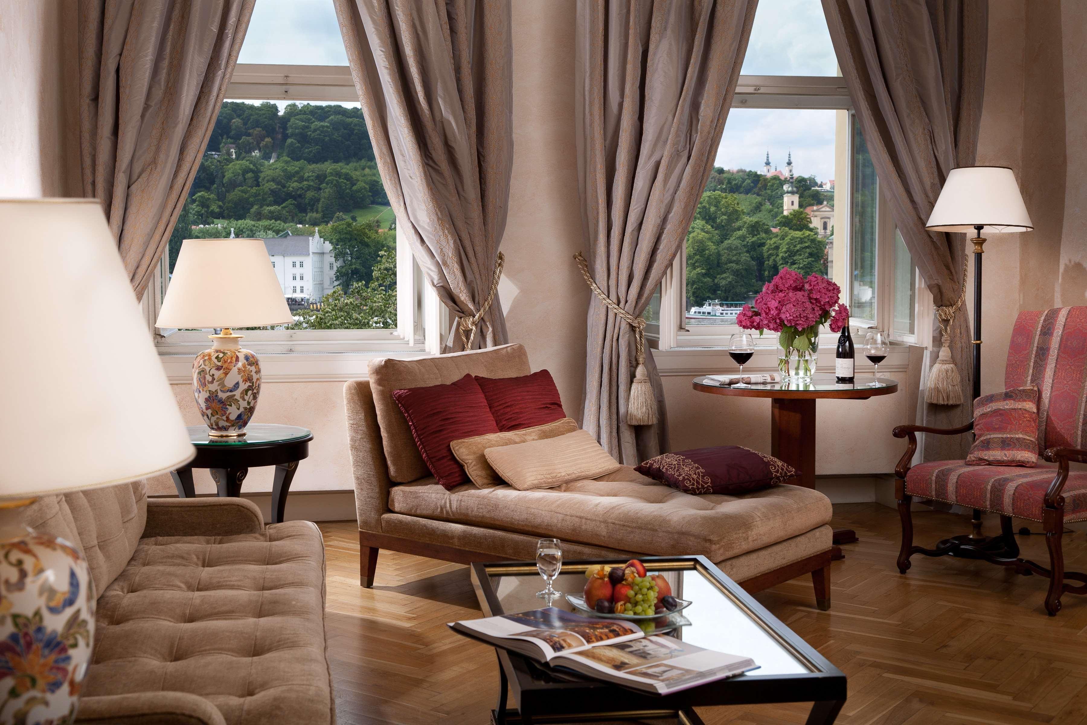 The Mozart Prague - Preferred Hotels & Resorts Экстерьер фото